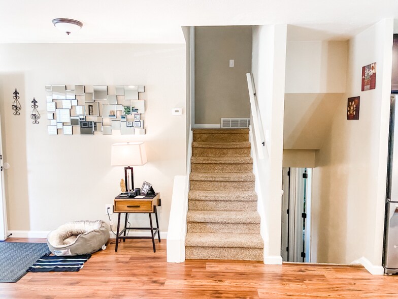 Building Photo - 4602 Simms St