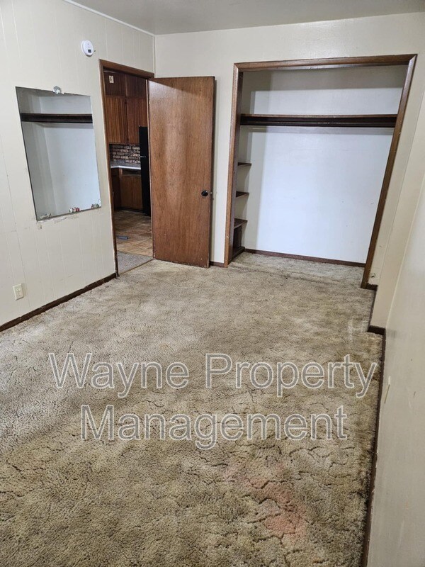 Building Photo - 639 2nd St