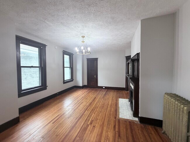 Building Photo - 1258 Agnes Pl