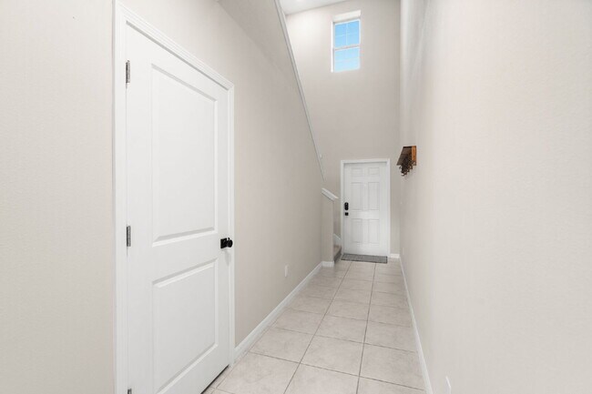 Building Photo - LIKE NEW Home For Rent in Sun City!