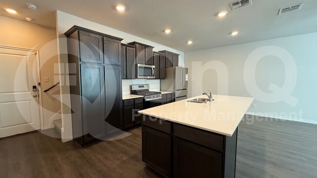 Building Photo - 2141 Steer Creek Pl