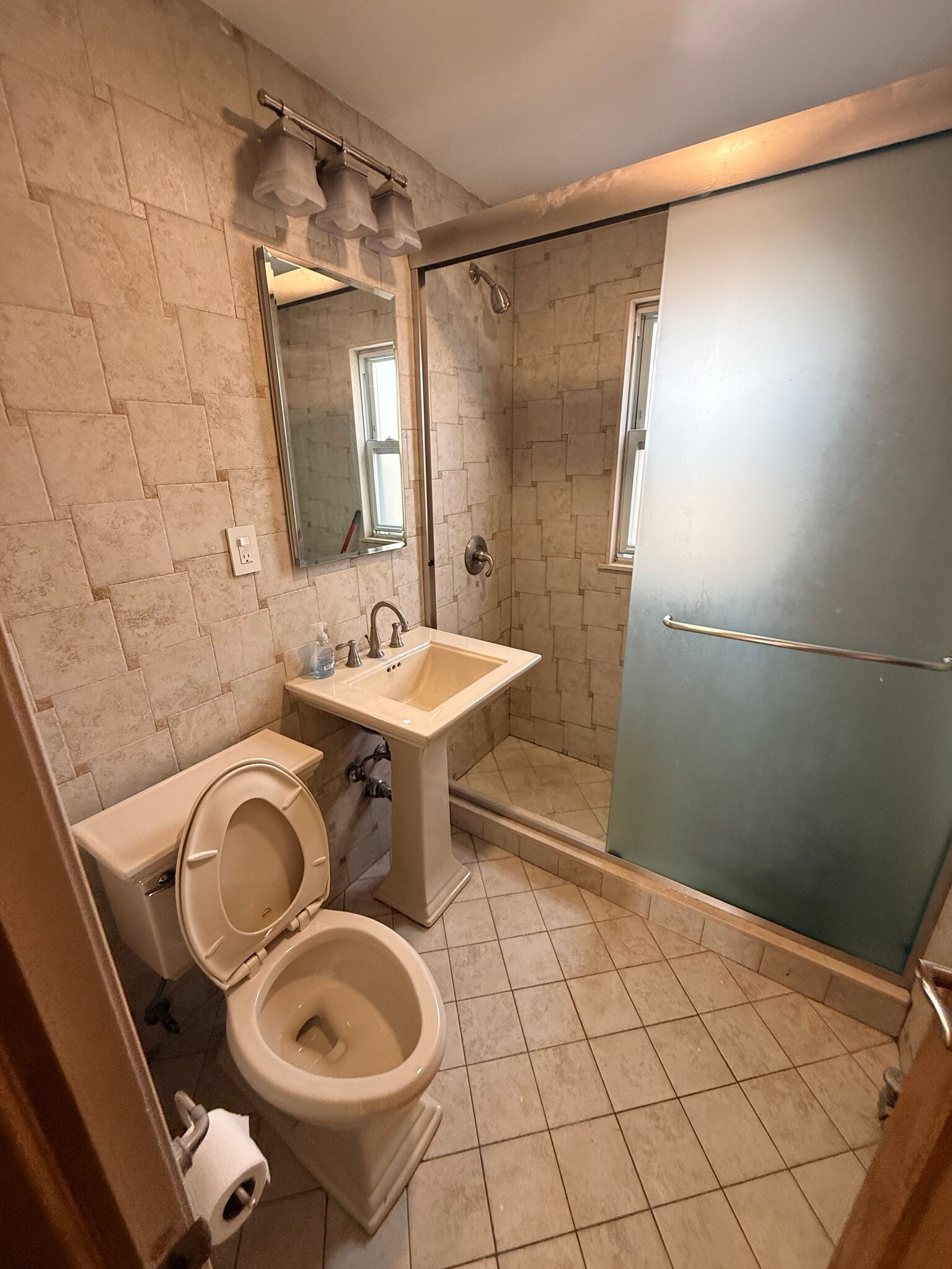 Building Photo - 2068 33rd St