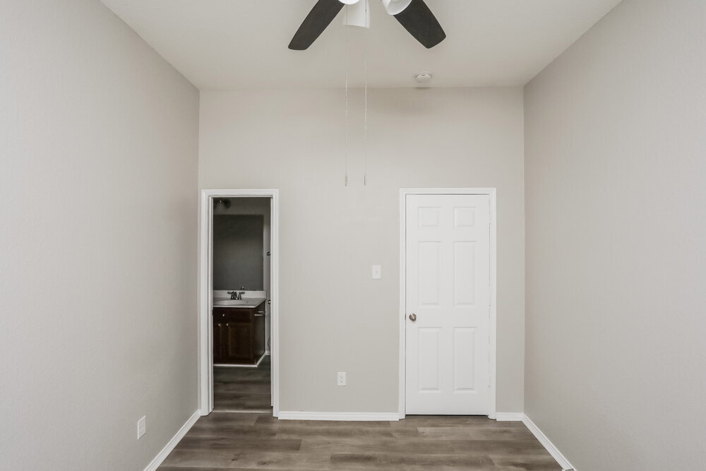 Building Photo - 9101 Prairie Hen Dr