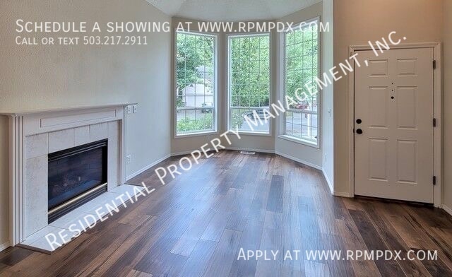 Building Photo - 23992 SW Red Fern Dr