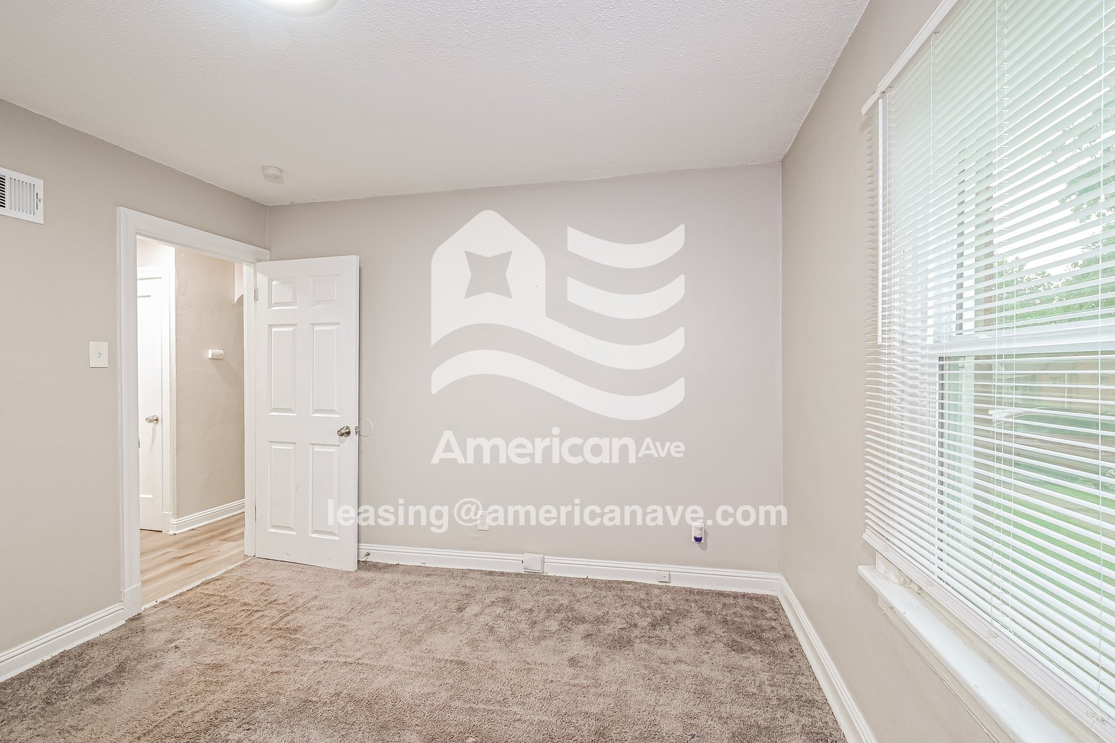 Building Photo - 207 Newell Dr