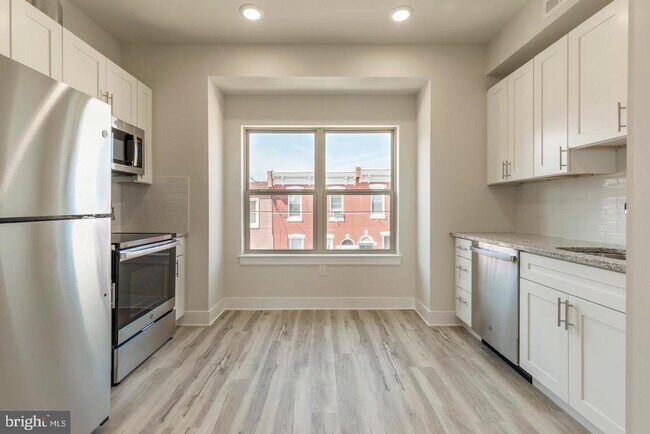 Primary Photo - 2519 N Hancock St
