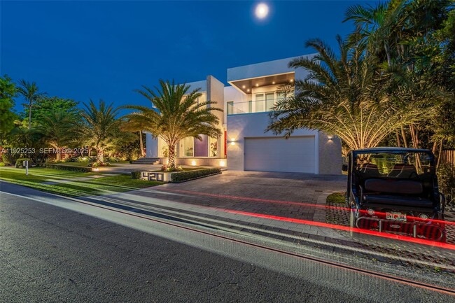 Building Photo - 420 Island Dr