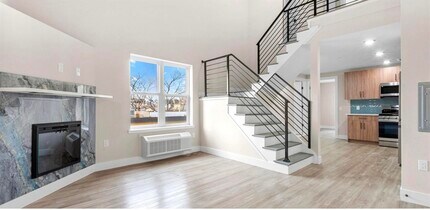Building Photo - 212 70th St