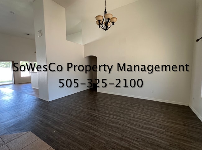 Building Photo - 4 Bedroom Home Built in 2018, near Country Club