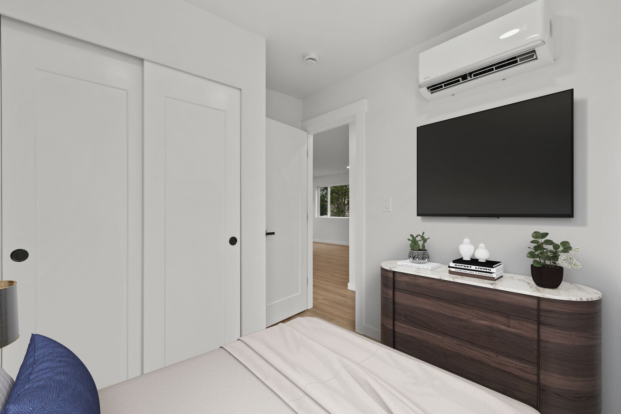 Building Photo - 605 Prospect Ave N