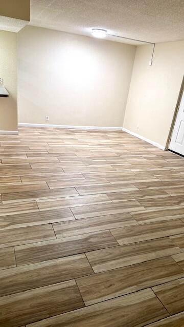 Building Photo - 1520 SE Royal Green Cir