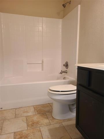 Building Photo - 3102 Flowering Springs Dr