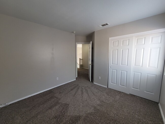 Building Photo - Beautiful 4 Bedroom Home in Green Valley