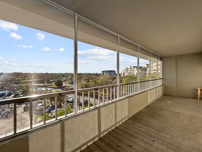 Building Photo - Prime Clearwater Condo for Rent at Crystal Bay - 1bed | 1 bath