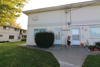 Building Photo - 1707a W 7th Ave