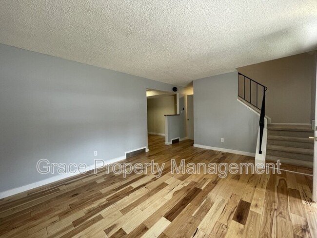 Building Photo - 8741 W 89th Pl