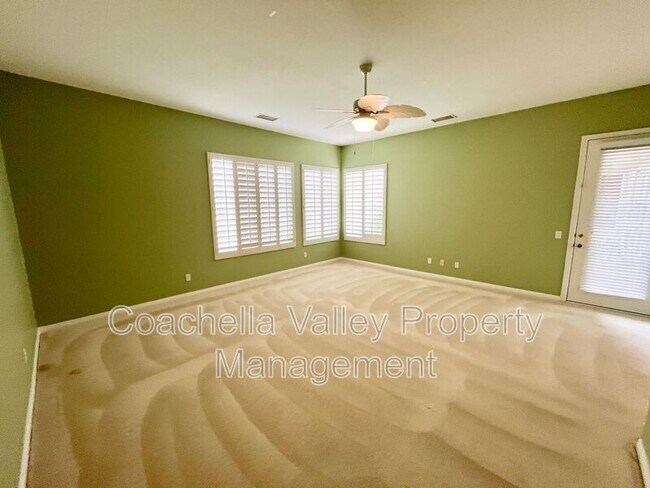 Building Photo - 20 Trafalgar