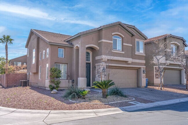 Building Photo - 9931 Rockside Ave