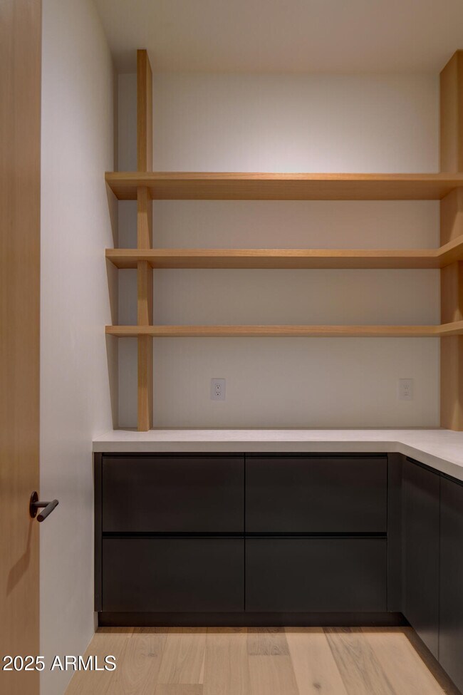 Building Photo - 10249 E Joy Ranch Rd