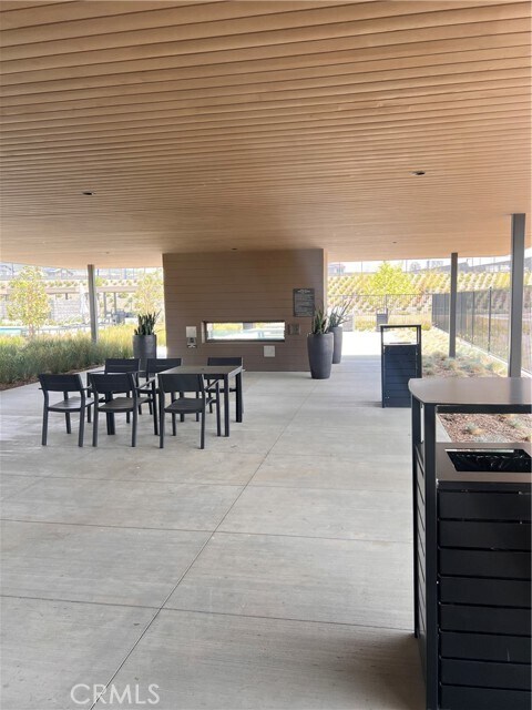 Building Photo - 16032 Sunny Ct