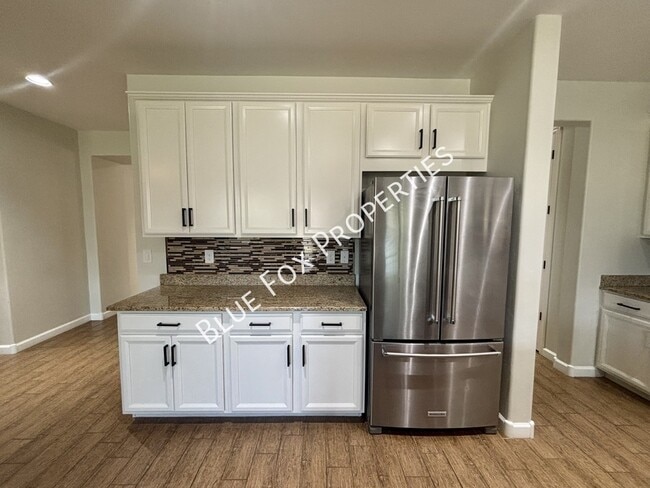 Building Photo - 11718 N Key Lime Pl
