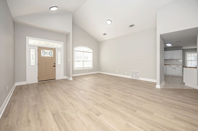 Building Photo - Completed Updated Home for Rent