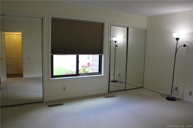 Building Photo - 38 Olcott Way