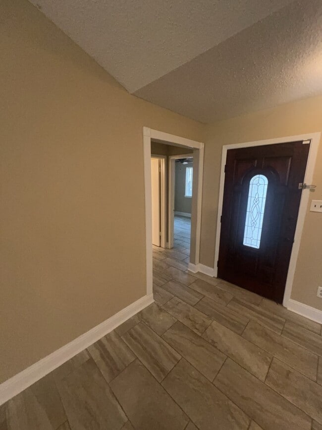 Building Photo - 7702 Tierra Verde Dr