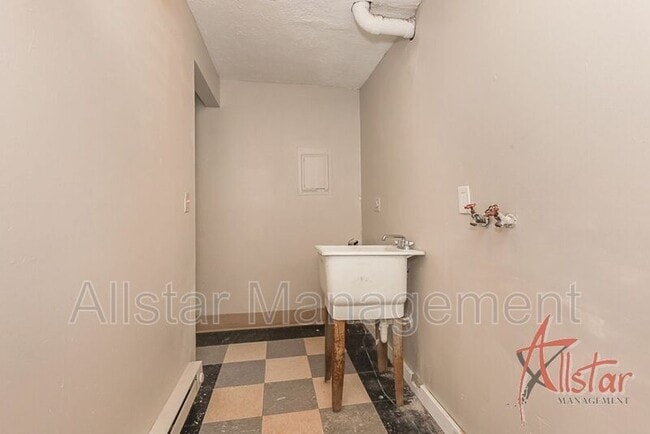 Building Photo - 1321 Massachusetts Ave