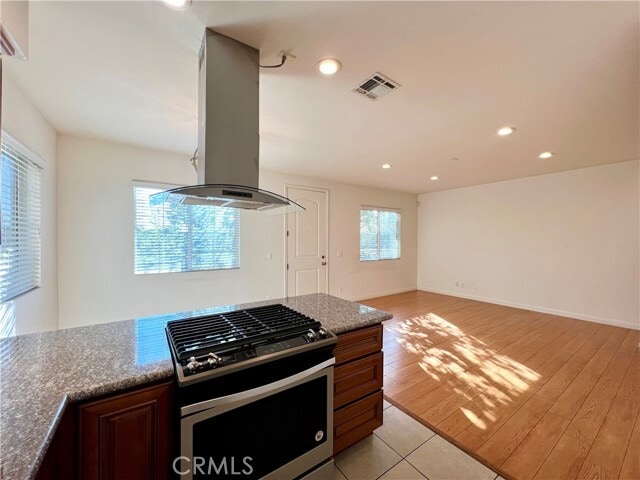 Building Photo - 1672 E Harvard Pl