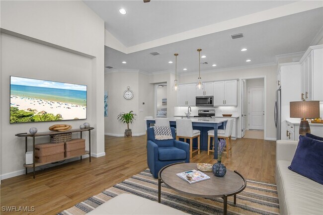 Building Photo - 7285 Saona CT