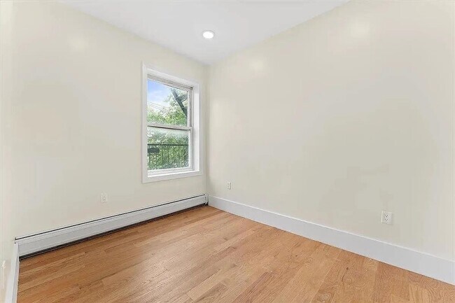 Building Photo - 2321 John F. Kennedy Blvd