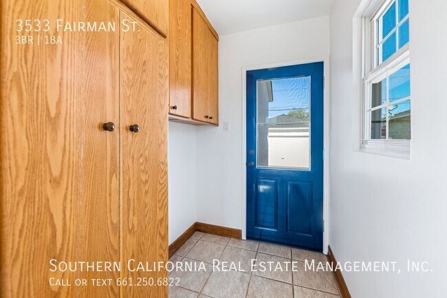 Building Photo - 3533 Fairman St