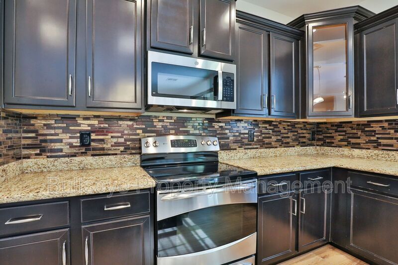 Building Photo - 7321 N 89th Dr