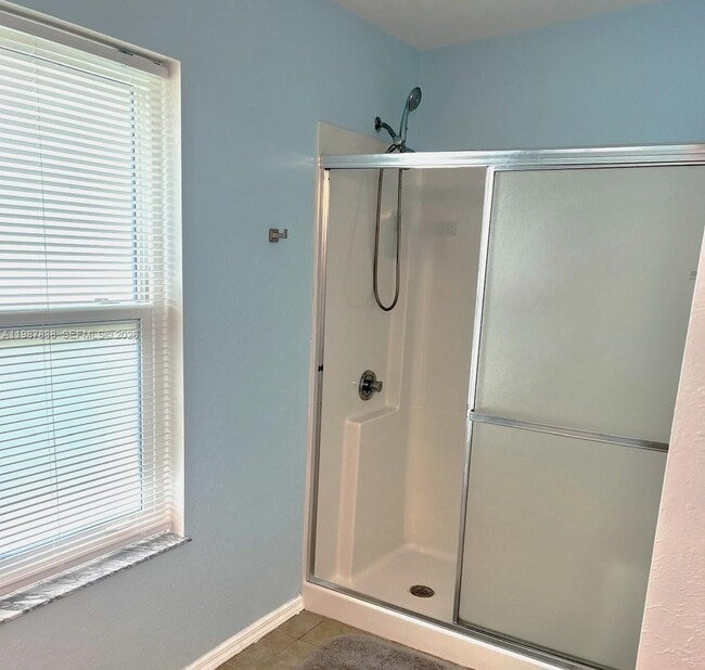 Building Photo - 31107 Ave I