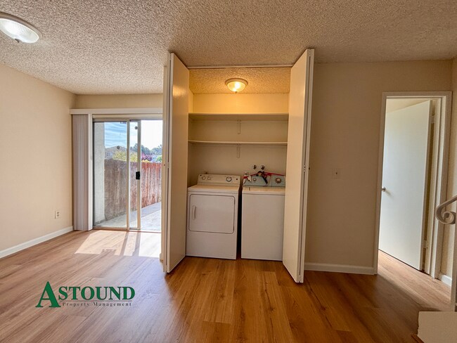 Building Photo - 1206 Marionola Way