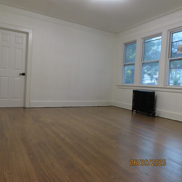 Building Photo - 348 Boyden Ave