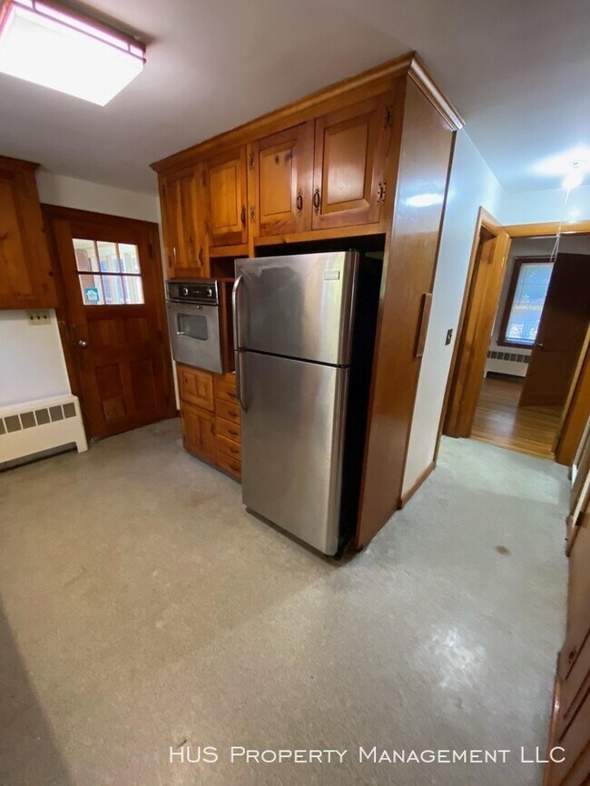 Building Photo - 205 Winter St