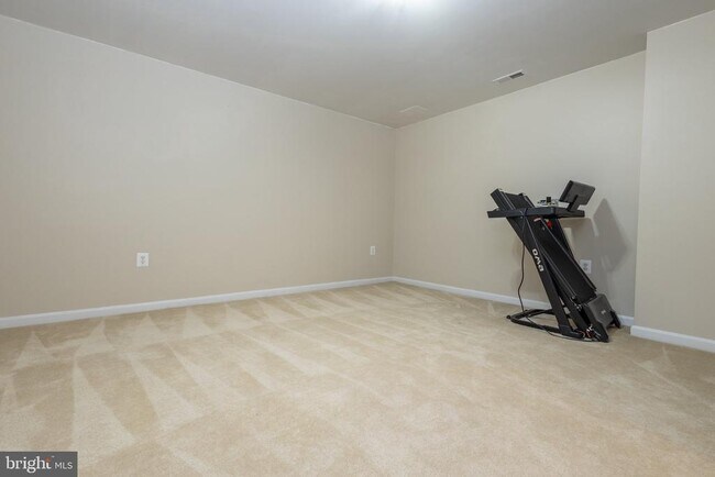 Building Photo - 105 Ticonderoga Dr