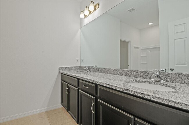 Building Photo - 356 Camellia Ct