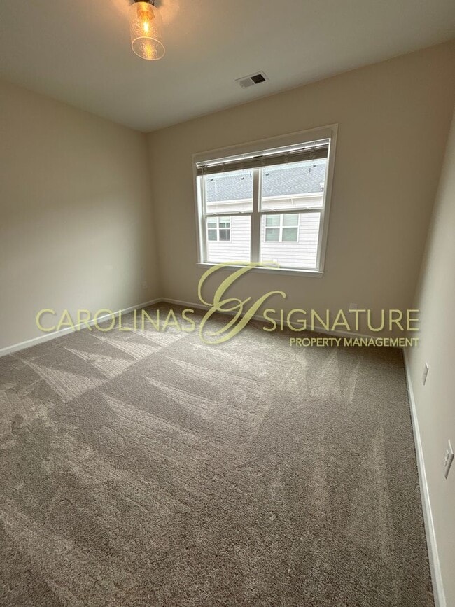 Building Photo - Brand New; Former Model Home; 3BR/2.5BA Townhouse