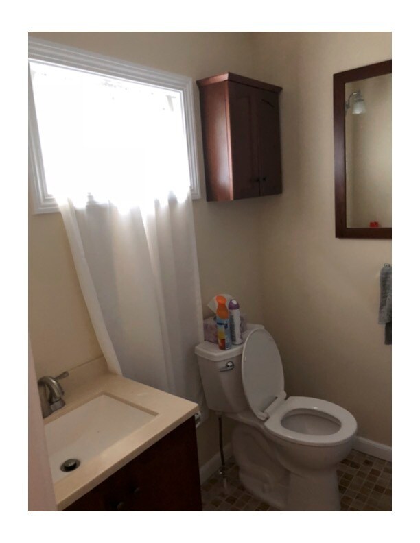 First Bathroom (Adjacent to Kitchen) - 146 West St