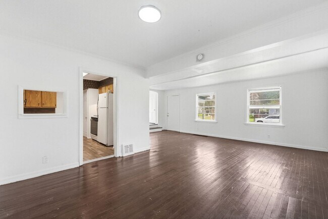 Building Photo - 4029 Weisser Park Ave