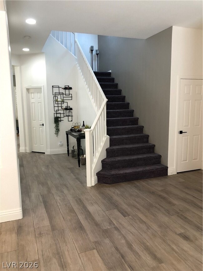 Building Photo - 20 Chateau Whistler Ct