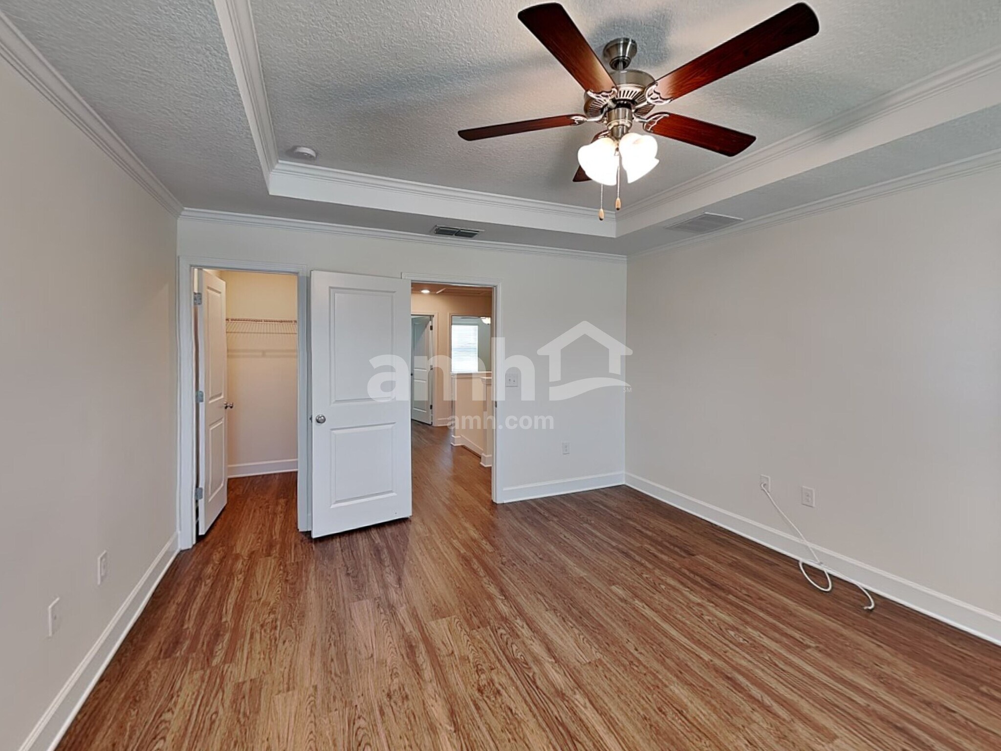 Building Photo - 4624 Birdsong Dr