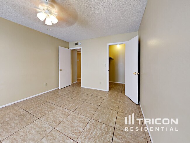 Building Photo - 8519 N 55th Ave