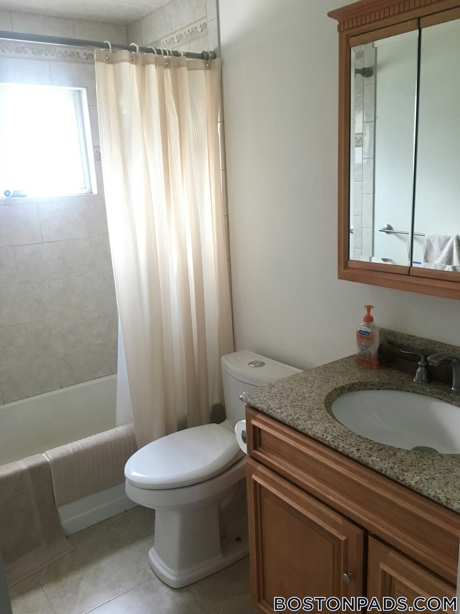 Building Photo - 25 Oxford Cir