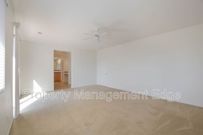 Building Photo - 32555 Favara Dr