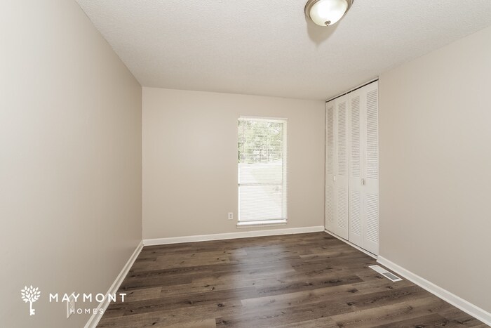 Building Photo - 1621 Sonia Dr
