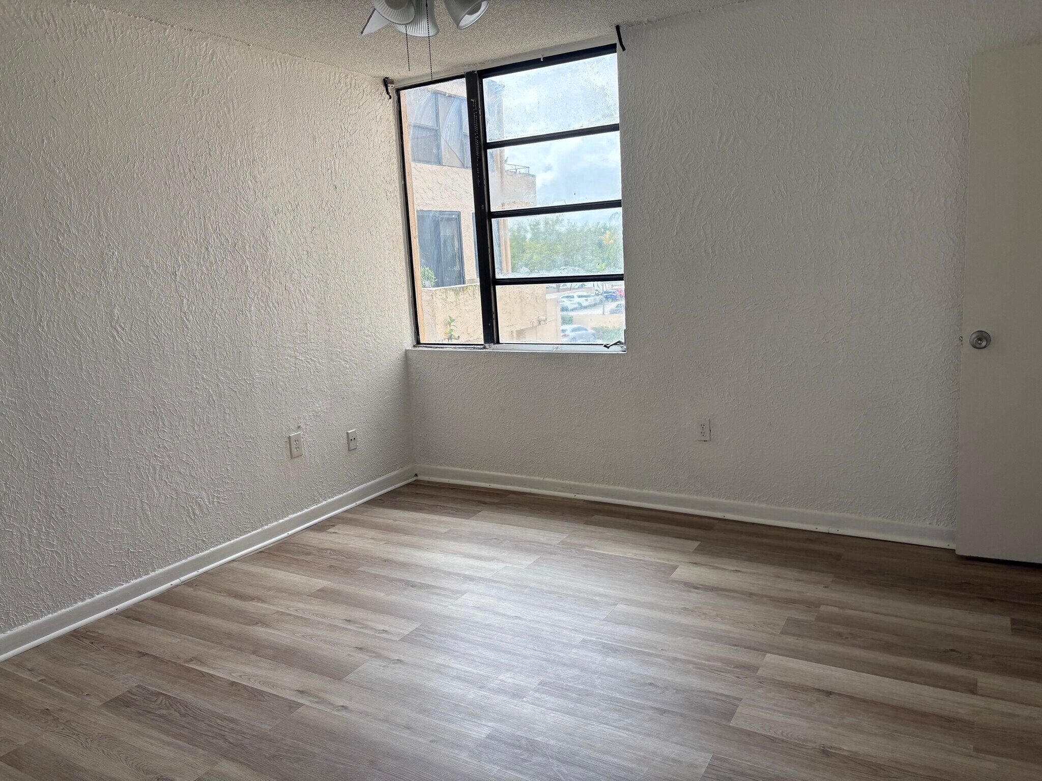 Building Photo - 10500 SW 108th St